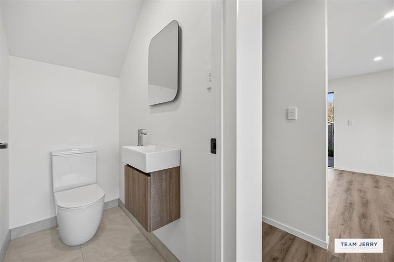 Photo of property in 25b Jandell Crescent, Bucklands Beach, Auckland, 2014