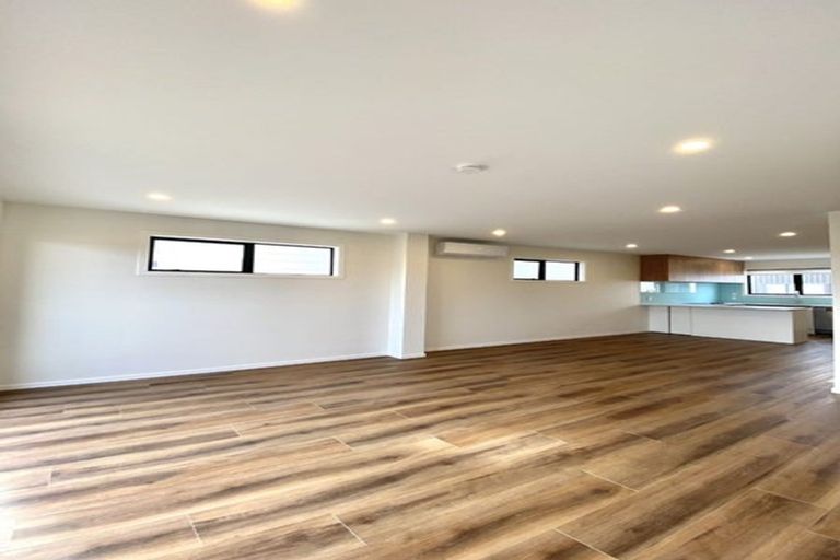 Photo of property in 69 Joshua Carder Drive, Hobsonville, Auckland, 0616