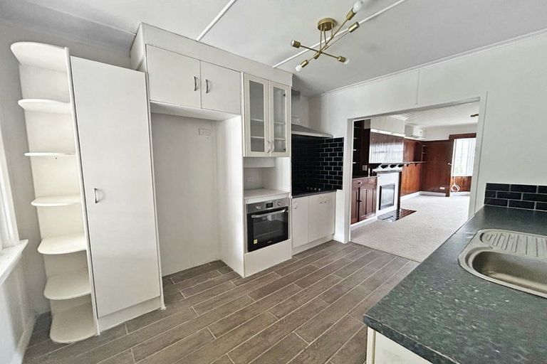 Photo of property in 7a Karaka Street, Castlecliff, Whanganui, 4501