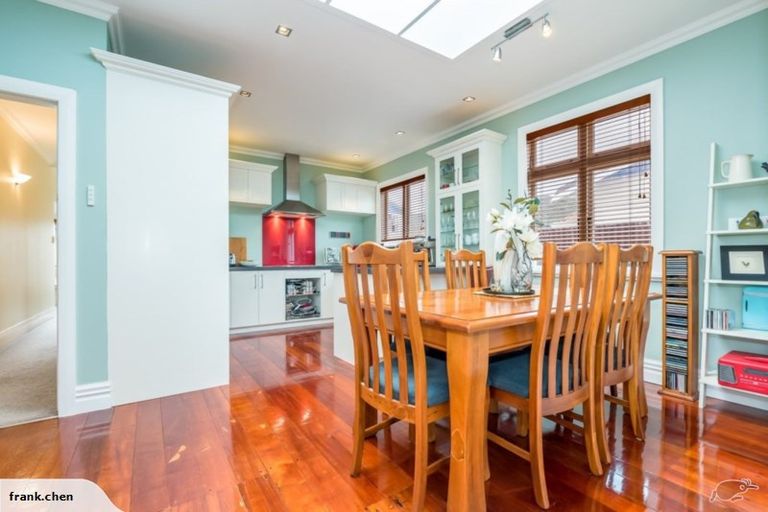 Photo of property in 1 Saint Ronans Avenue, Waterloo, Lower Hutt, 5011