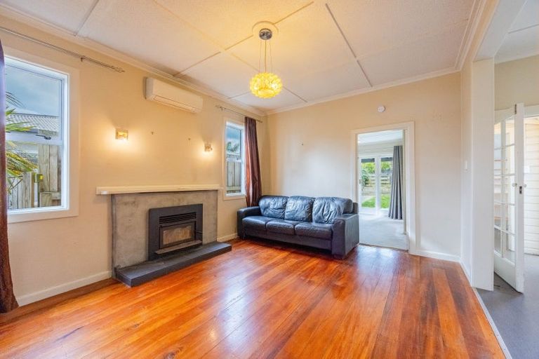 Photo of property in 9 Pukeko Place, Westshore, Napier, 4110
