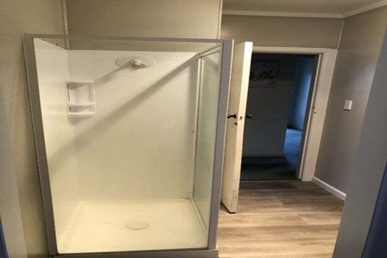 Photo of property in 4 Prescott Place, Hillcrest, Hamilton, 3216