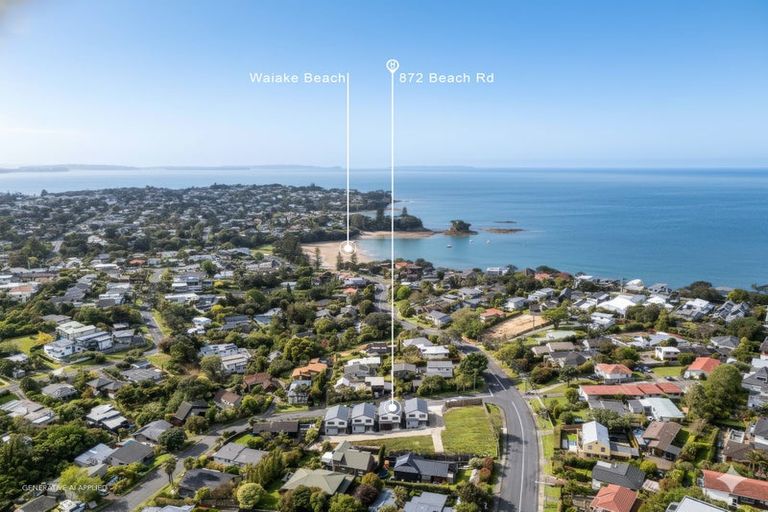 Photo of property in 2 Tiri View Place, Waiake, Auckland, 0630