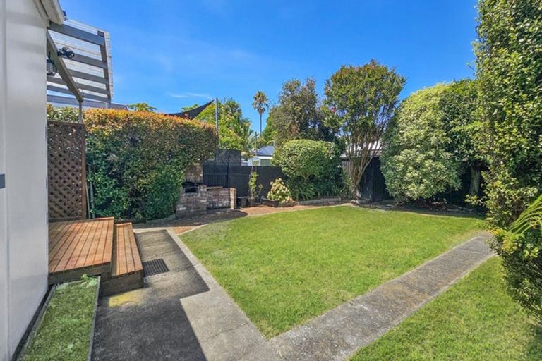 Photo of property in 9a Carnell Street, Napier South, Napier, 4110