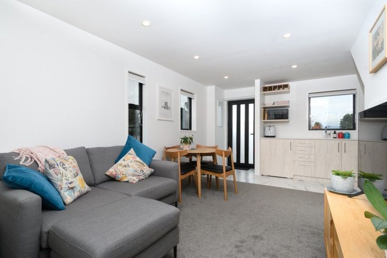 Photo of property in 3/57 Taikata Road, Te Atatu Peninsula, Auckland, 0610