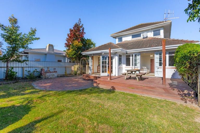 Photo of property in 1-1a Mckenzie Avenue, Marewa, Napier, 4110