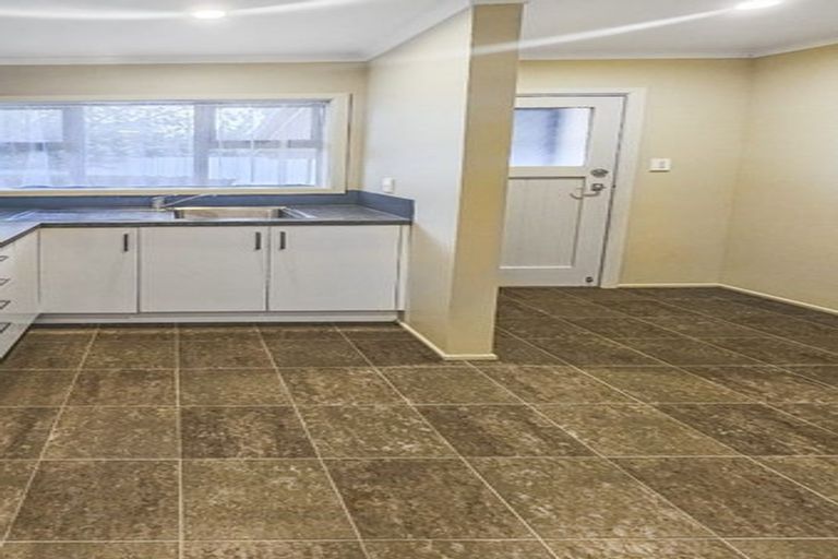 Photo of property in 3/102 Frimley Avenue, Frimley, Hastings, 4120