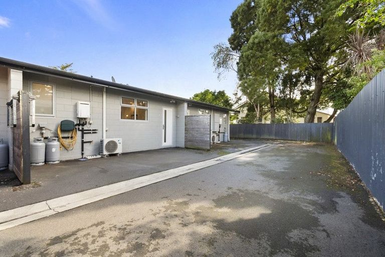 Photo of property in 43 Hereford Street, West End, Palmerston North, 4410