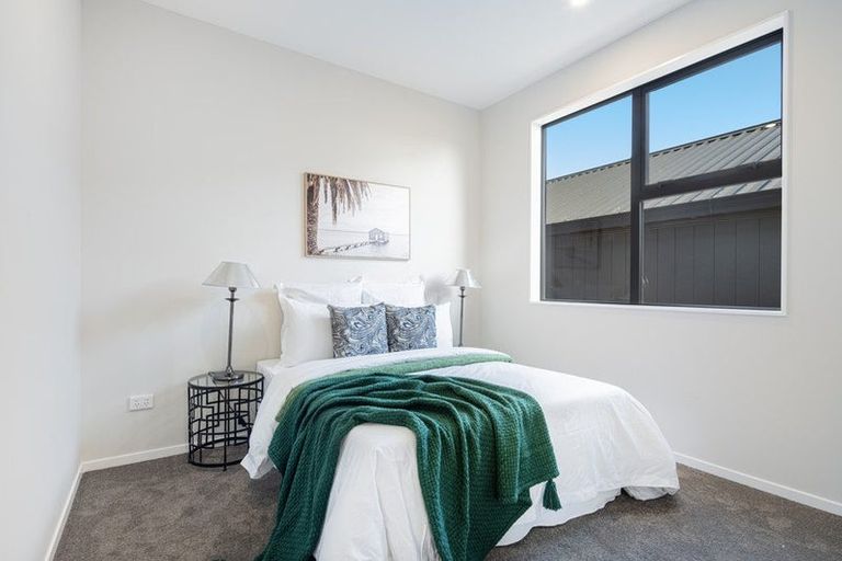 Photo of property in 30 Paretao Street, Massey, 0614