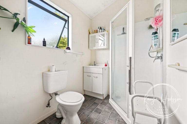 Photo of property in 14 Woodland Road, Maungaturoto, 0588