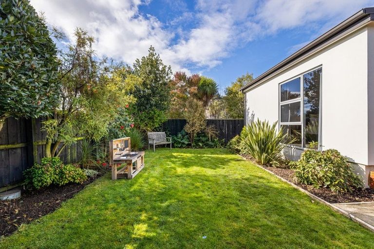 Photo of property in 1/6 Roscoe Street, Saint Martins, Christchurch, 8022