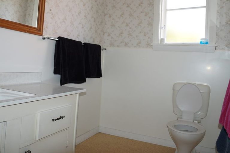 Photo of property in 60 Wilsons Road, Saint Martins, Christchurch, 8022