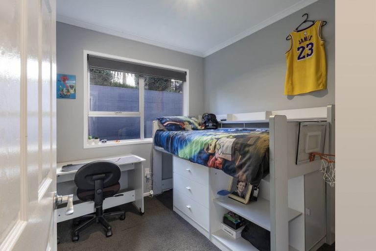 Photo of property in 56 Cyclarama Crescent, Massey, Auckland, 0614