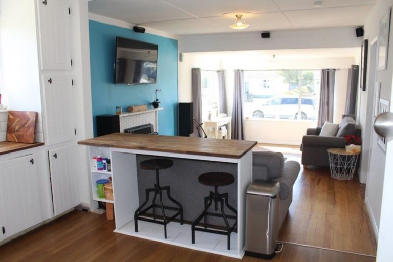 Photo of property in 349 High Street, Dannevirke, 4930