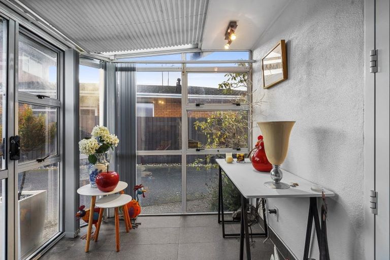 Photo of property in 15 Tudor Avenue, Ilam, Christchurch, 8041