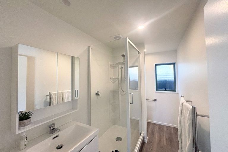 Photo of property in 1a Amos Place, Shirley, Christchurch, 8061