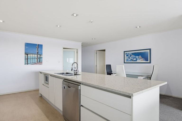 Photo of property in Quayside Apartments, 212/11 George Street, Whakatane, 3120