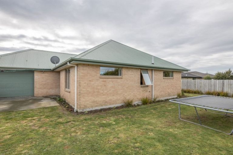 Photo of property in 24 Rochester Crescent, Rolleston, 7614