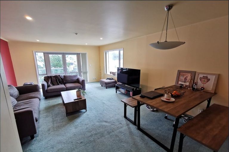 Photo of property in Grosvenor Cl, 10/6u Brown Street, Mount Cook, Wellington, 6021