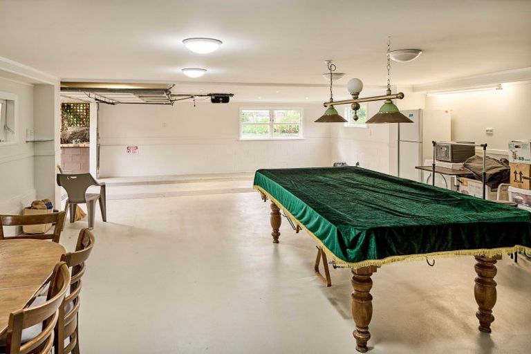 Photo of property in 32 Wai-iti Crescent, Woburn, Lower Hutt, 5010