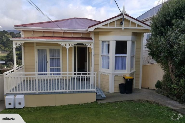 Photo of property in 28 Overtoun Terrace, Hataitai, Wellington, 6021