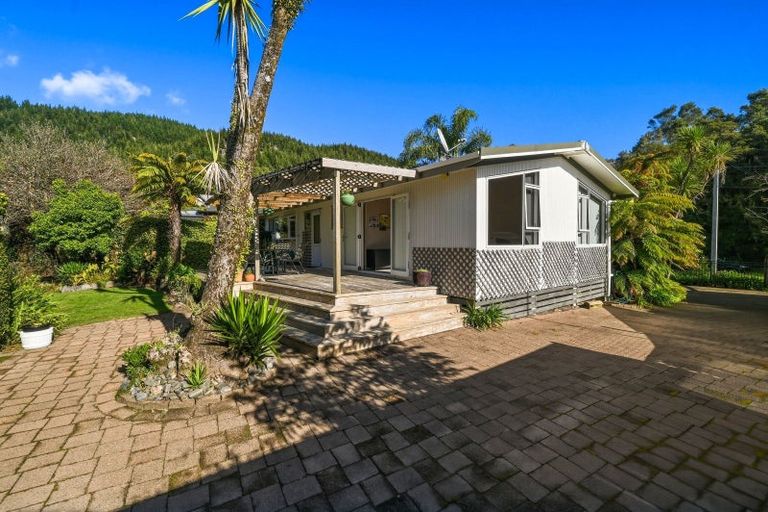 Photo of property in 14 Morehu Road, Rotoiti Forest, Rotorua, 3074