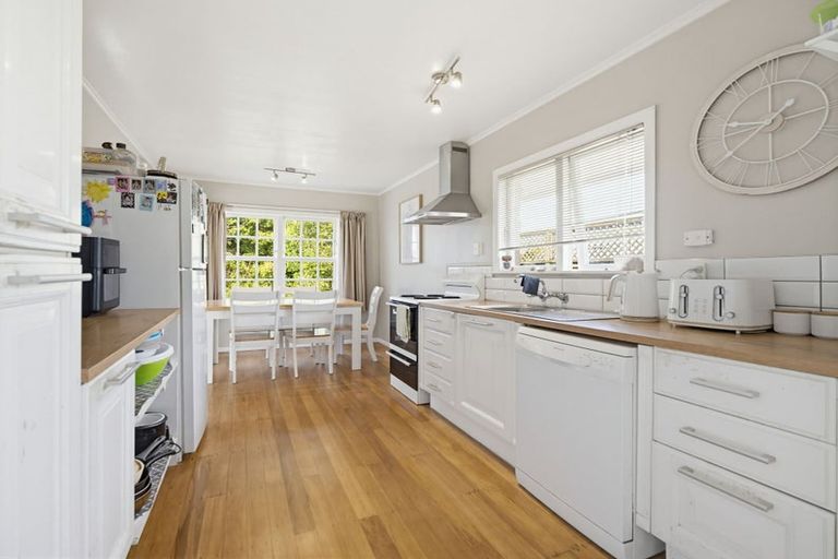 Photo of property in 3 Joanna Place, Deanwell, Hamilton, 3206