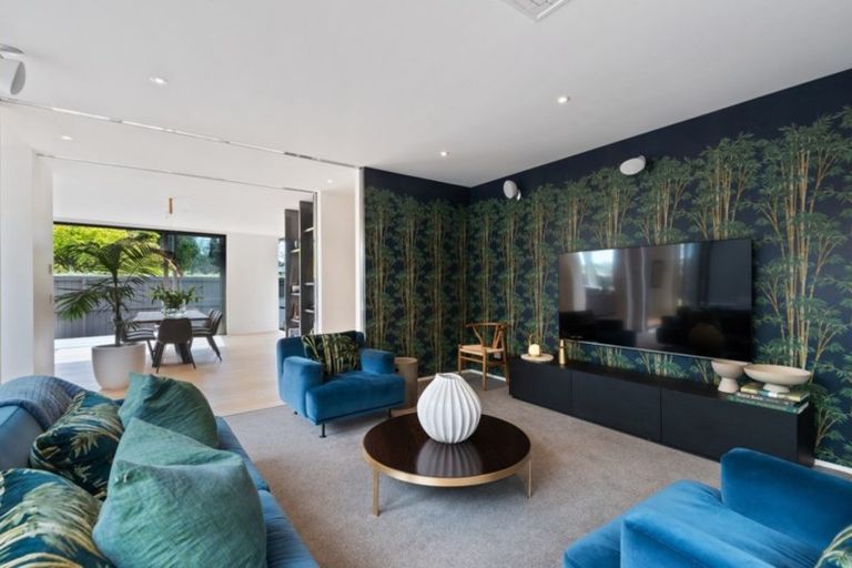 Photo of property in 1 Wood Lane, Fendalton, Christchurch, 8014