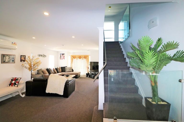 Photo of property in 23 Bukem Place, Favona, Auckland, 2024