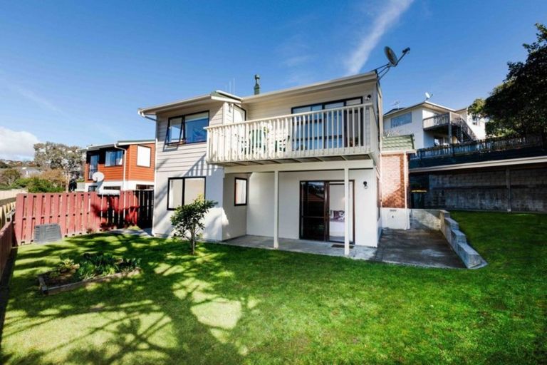 Photo of property in 27a Shackle Lane, Whitby, Porirua, 5024