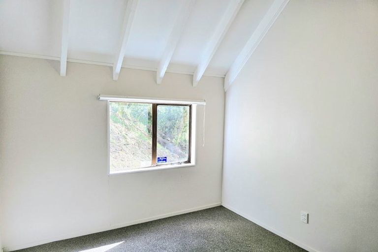 Photo of property in 6b Stokes Valley Road, Stokes Valley, Lower Hutt, 5019