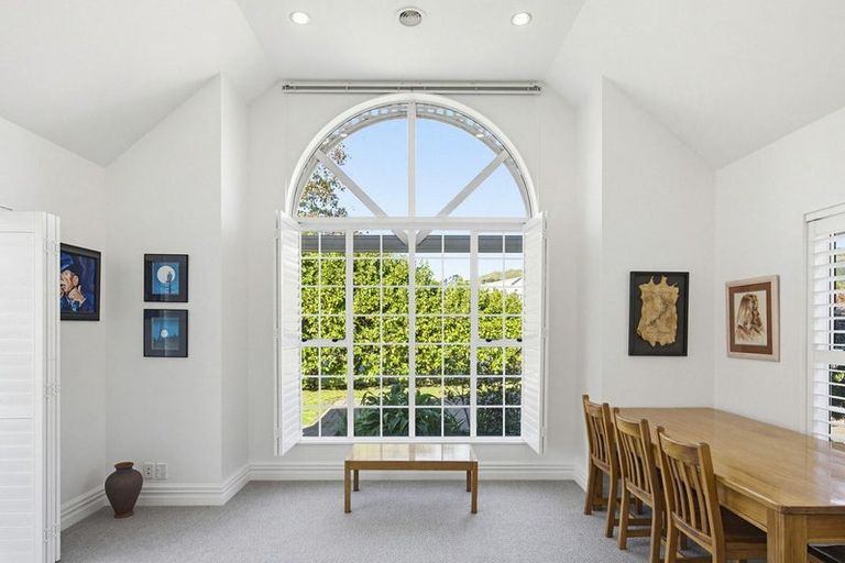 Photo of property in 1 Maple Lane, Waikanae, 5036