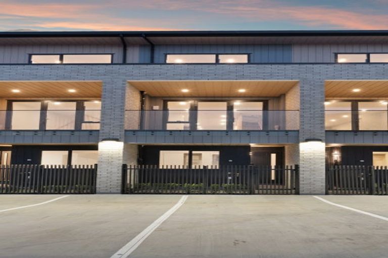 Photo of property in 10/70 Killarney Street, Takapuna, 0622