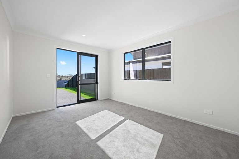 Photo of property in 9 Halo Green, Peacocke, Hamilton, 3206