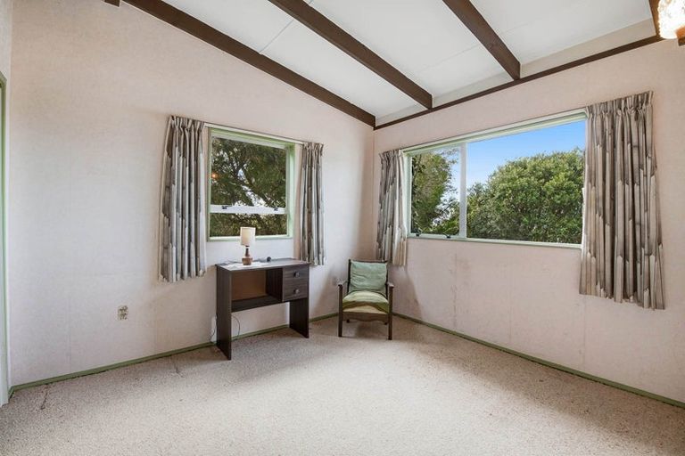Photo of property in 18 Tara Place, Snells Beach, 0920