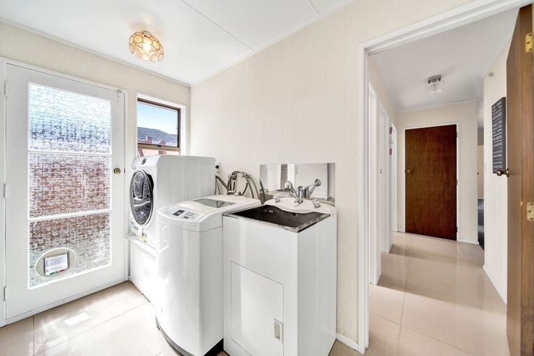 Photo of property in 44 Murray Avenue, Hawera, 4610