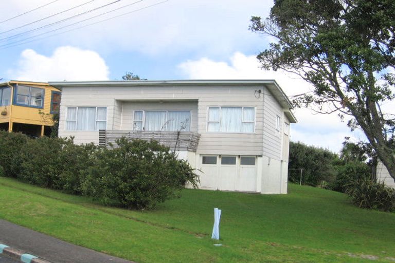 Photo of property in 7 Rushden Terrace, Red Beach, 0932