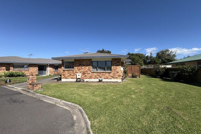 Photo of property in 8 Walnut Grove, Whakatane, 3120