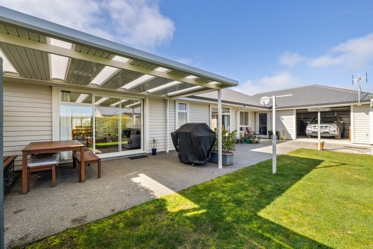 Photo of property in 13 Pemberton Drive, Amberley, 7410