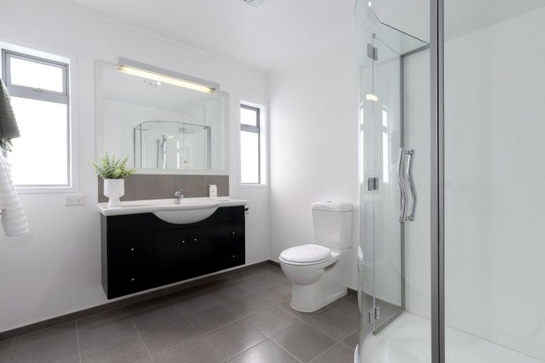 Photo of property in 145 Kings Avenue, Matua, Tauranga, 3110