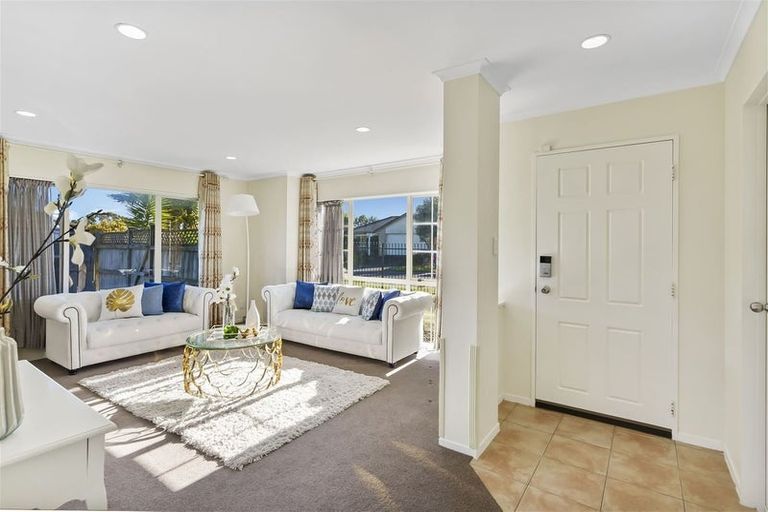 Photo of property in 52 Foxlaw Street, Randwick Park, Auckland, 2105