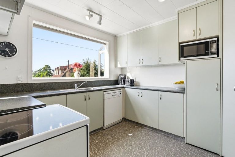 Photo of property in 216 Larnach Road, Waverley, Dunedin, 9013