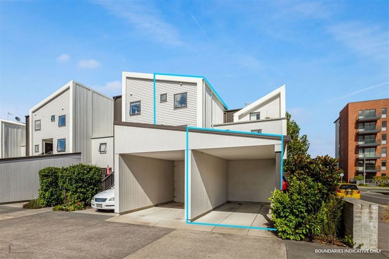 Photo of property in 24 Mapou Road, Hobsonville, Auckland, 0616