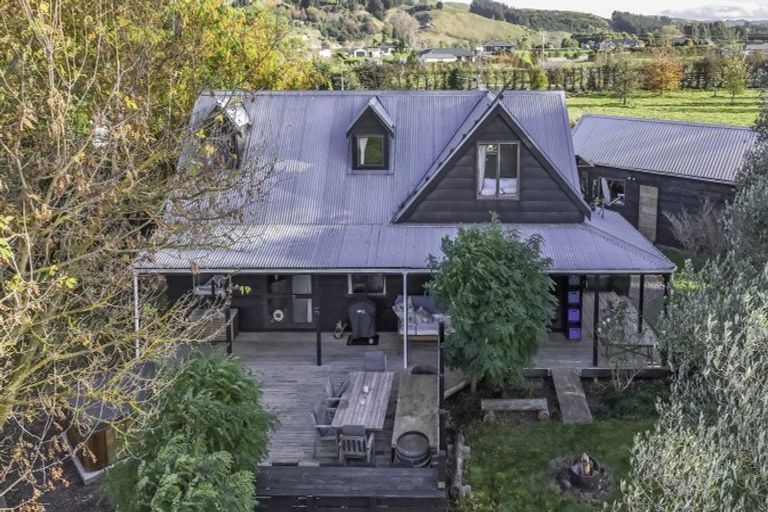 Photo of property in 100 Kereru Road, Maraekakaho, Hastings, 4171