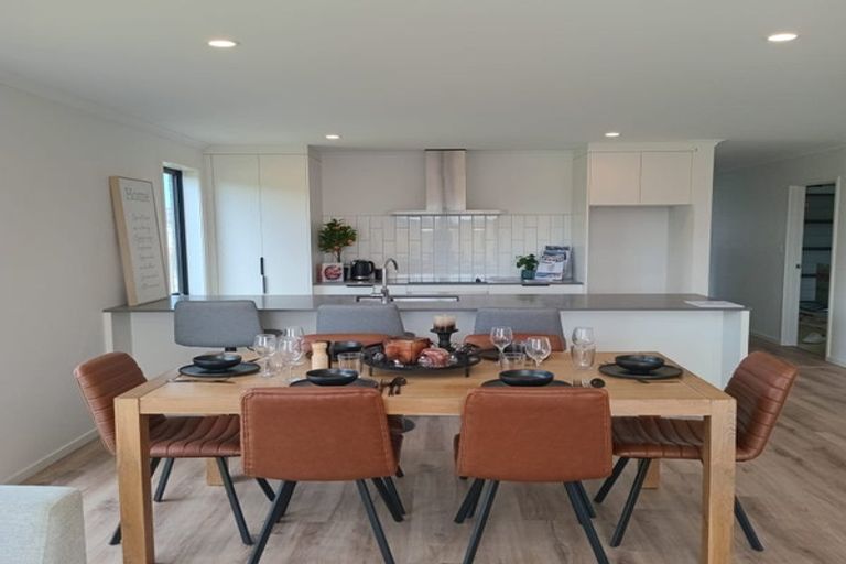 Photo of property in 2 Lignite Street, Ramarama, 2579