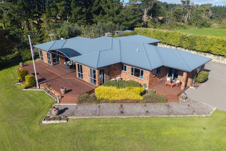 Photo of property in 25 Twin Peaks Grove, Koputaroa, Levin, 5575