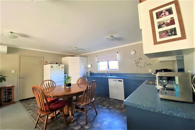 Photo of property in 135 Portia Street, Stratford, 4332