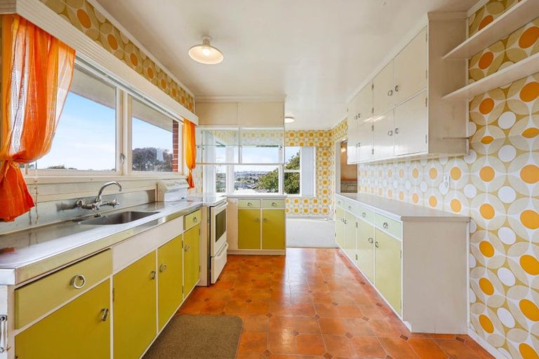 Photo of property in 5 Willow Way, Sunnyhills, Auckland, 2010