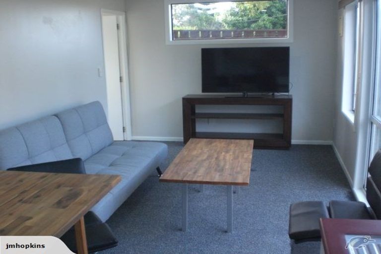 Photo of property in 98 Glenpark Avenue, Frankleigh Park, New Plymouth, 4310