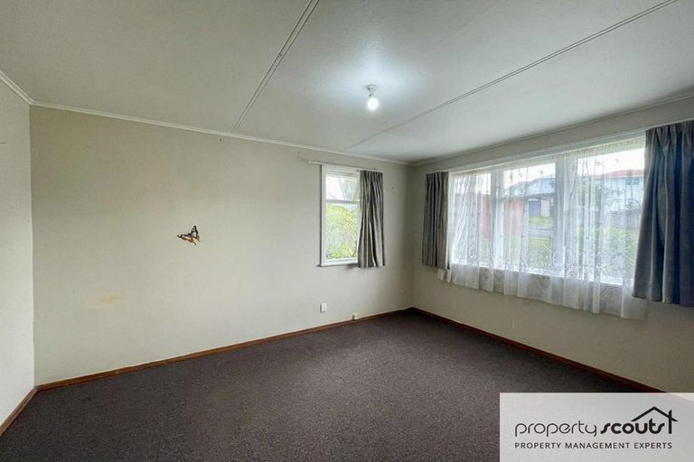 Photo of property in 26 Banks Street, Marfell, New Plymouth, 4310